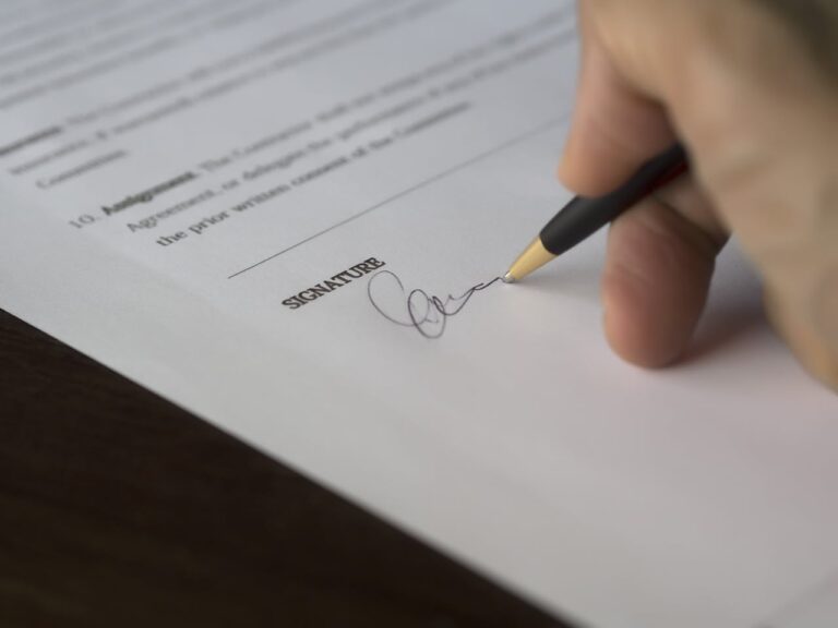 Sugar Daddy Contract: What A Sugar Daddy And Baby Should Know
